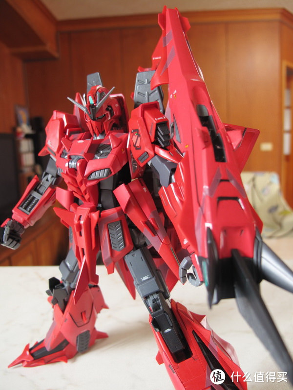 BANDAI 万代 MG Z高达3号机P2型 Red Zeta(红蛇)