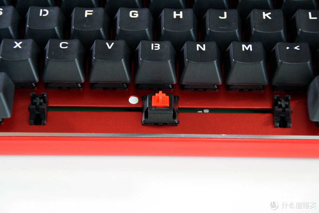 圆你一个法拉利的梦想：GANSS GK87法拉利标准版机械键盘