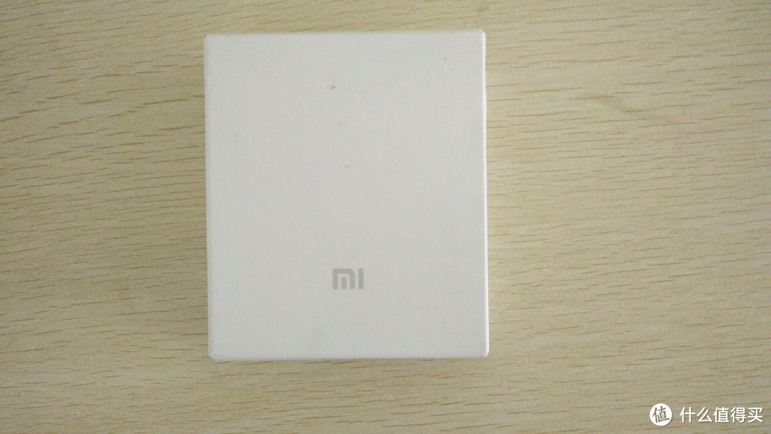 MI 小米 10000mAh 移动电源 简单开箱使用