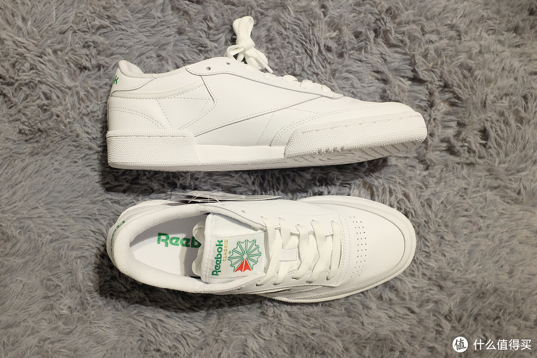 REEBOK CLUB C 男士小白鞋 开箱&上脚