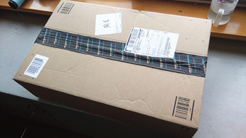 土拨鼠 Shadow 71800 男款羽绒服开箱展示(包装|口袋|透气口|拉链|商标)