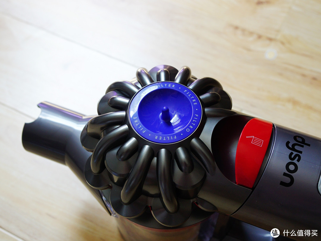 #本站首晒# Dyson 戴森  V7 FLUFFY 无绳吸尘器 开箱简评