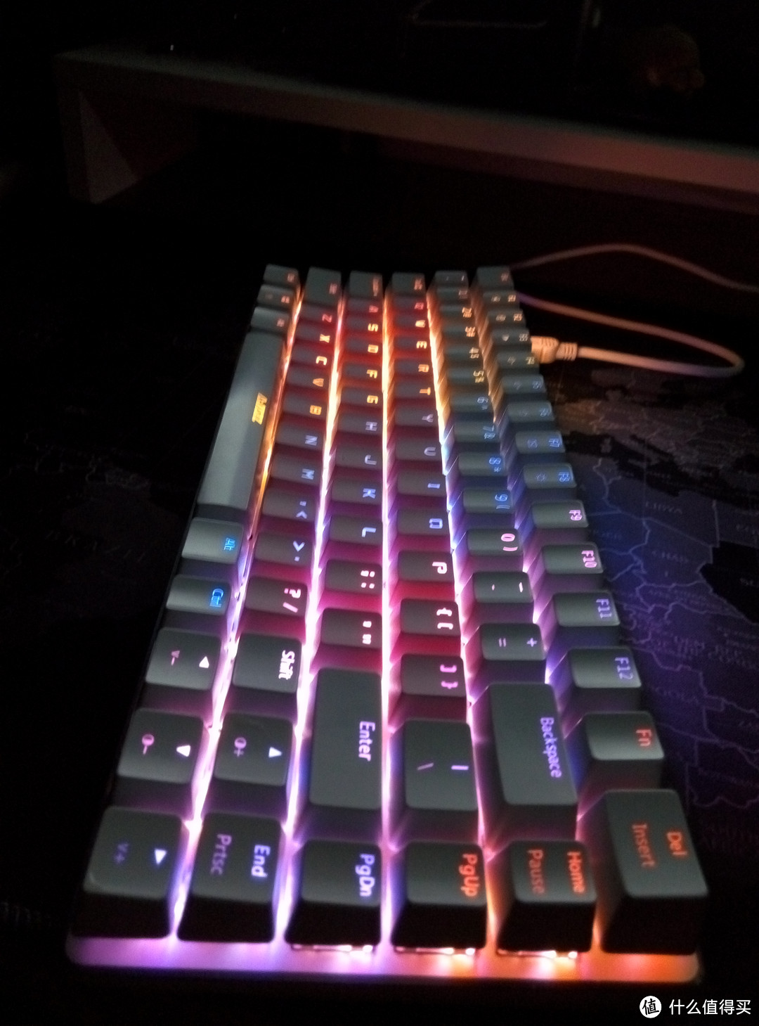 我的键盘和鼠标使用感受：AJAZZ 黑爵 极客AK33 机械键盘 & steelseries 赛睿 Rival 300系列 游戏鼠标