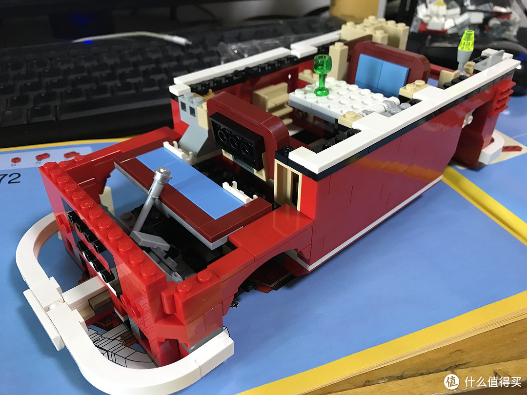 嬉皮的诗和远方 — LEGO 乐高 10220 大众T1 大篷车