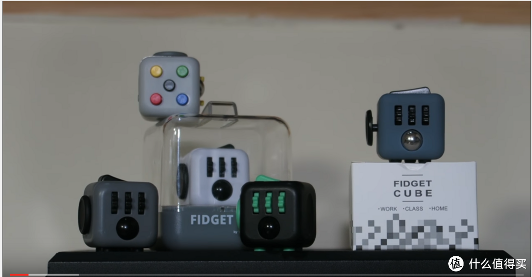 Fidget Cube 减压立方体，咔嗒咔嗒按不停