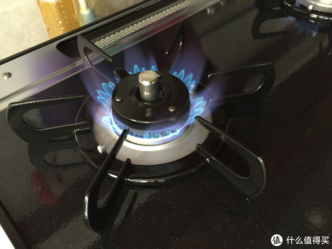 原创新人#热烈庆祝海运百乐满燃气灶点火成功!