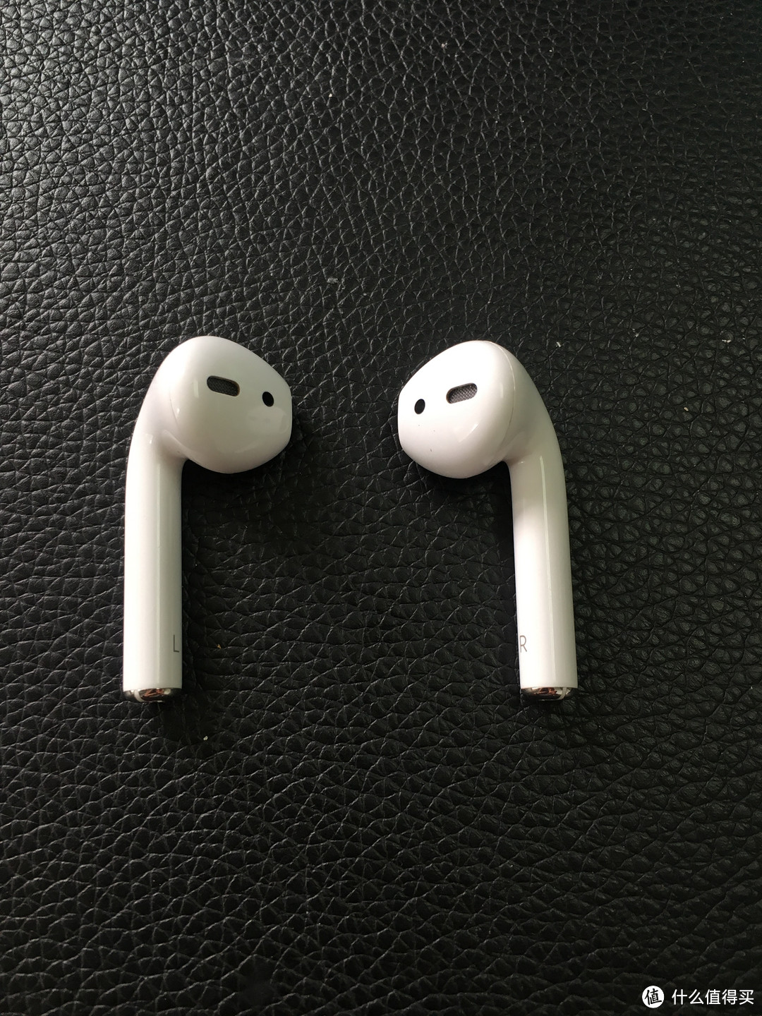 Apple 苹果 AirPods 无线耳机 使用简单测评