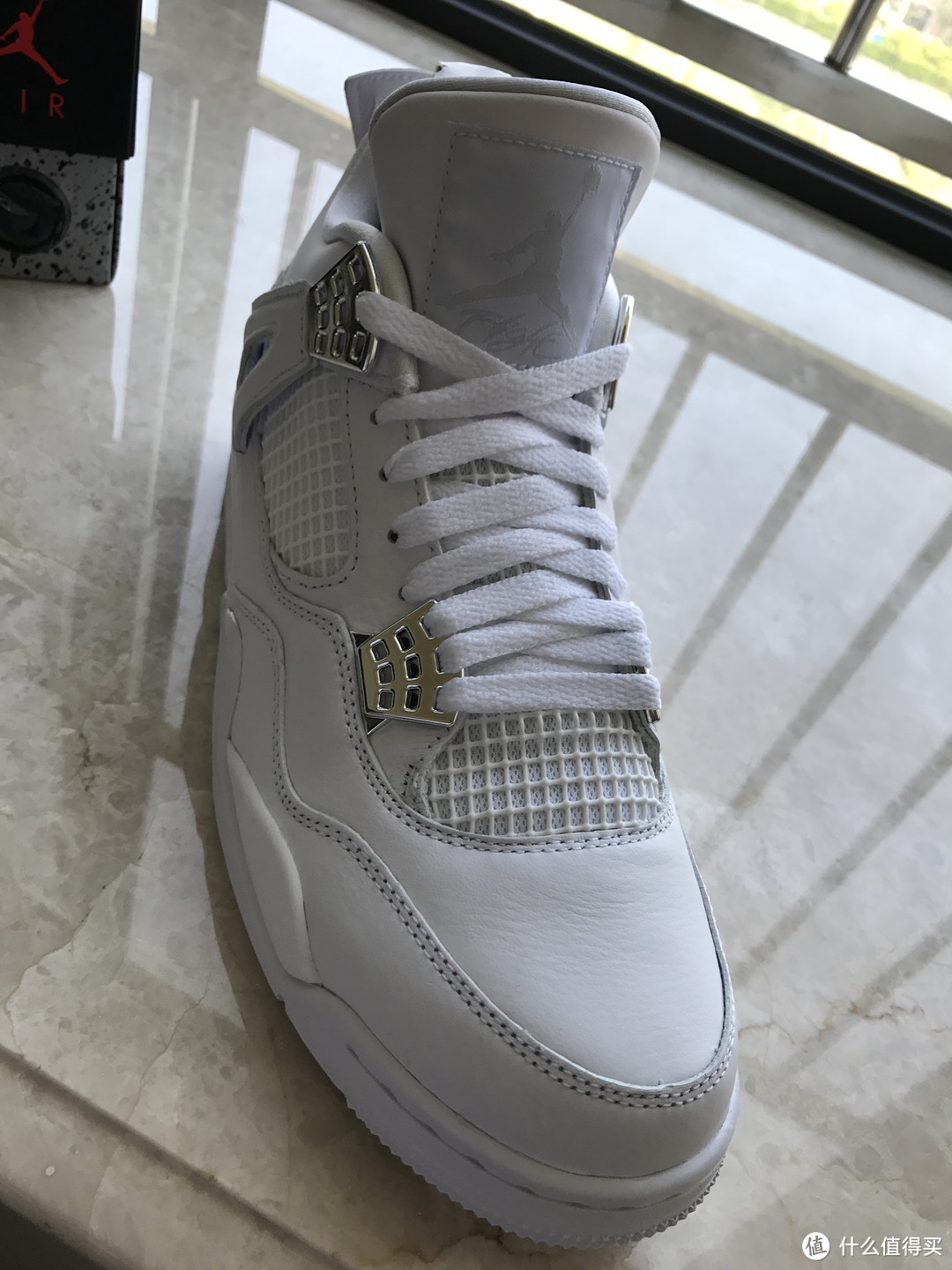 只剩颜值的大白鞋：Air Jordan 4 “Pure Money” 男款篮球鞋