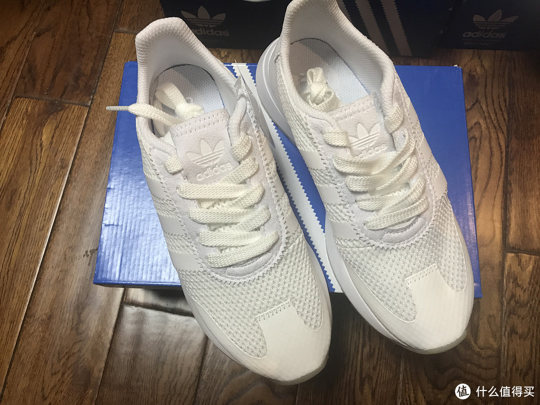 心在滴血：一次性买五双 adidas 阿迪达斯 鞋