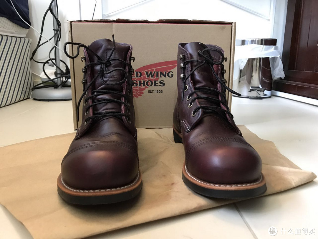 来自美利坚的信仰第二弹：RED WING 红翼 8119 工装鞋 开箱&尺码选择