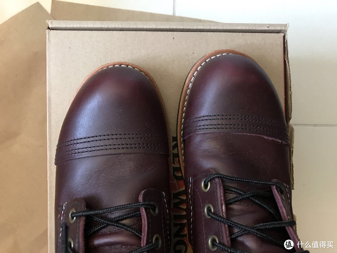 来自美利坚的信仰第二弹：RED WING 红翼 8119 工装鞋 开箱&尺码选择