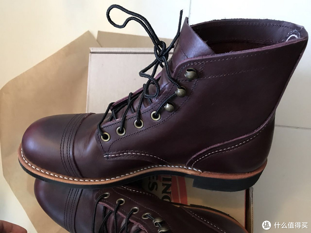 来自美利坚的信仰第二弹：RED WING 红翼 8119 工装鞋 开箱&尺码选择