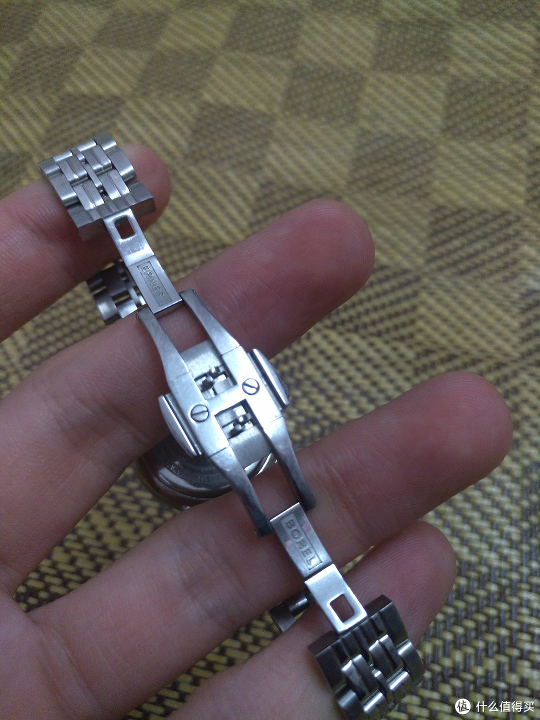 TISSOT 天梭 T008217A 女表 换电池 & 汉密尔顿 H76565135 和 依波路 LS5620 JD001 晒单