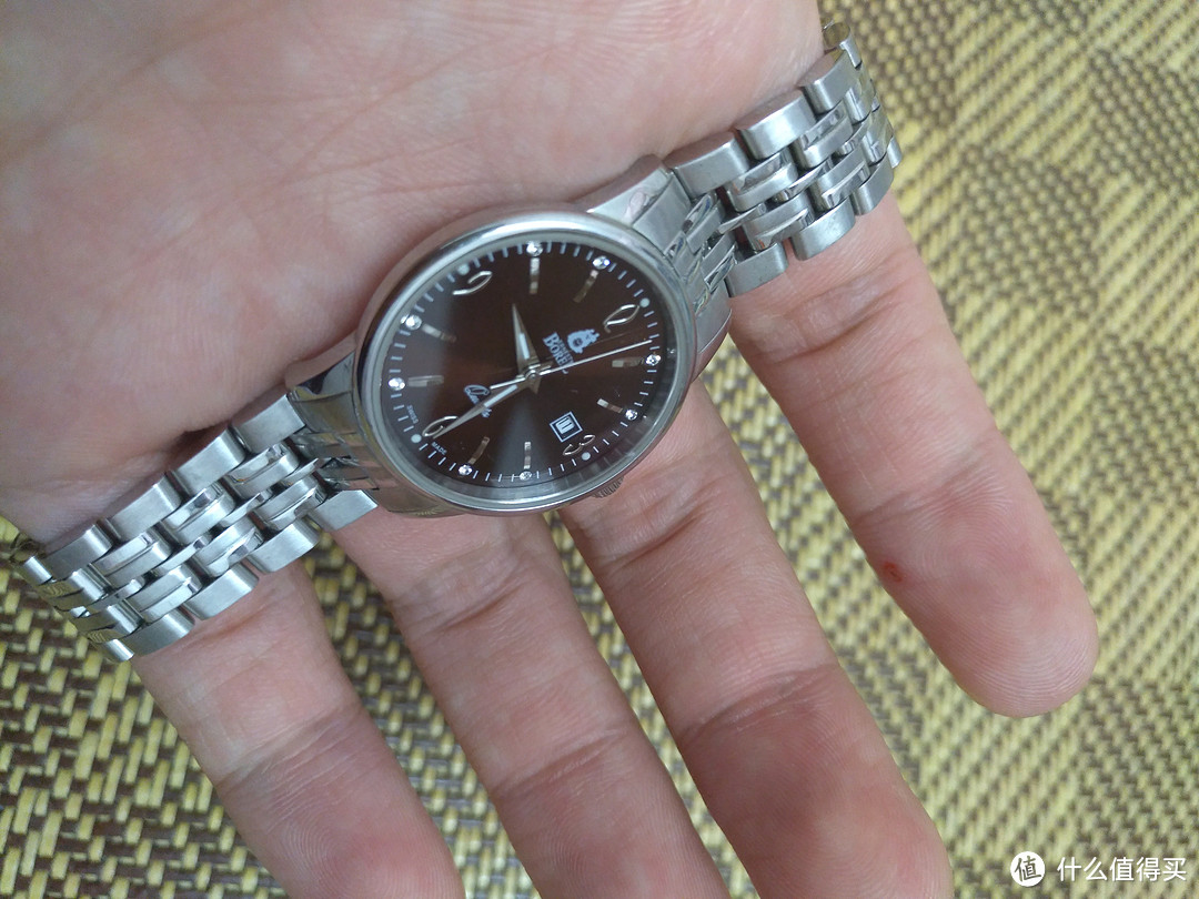 TISSOT 天梭 T008217A 女表 换电池 & 汉密尔顿 H76565135 和 依波路 LS5620 JD001 晒单