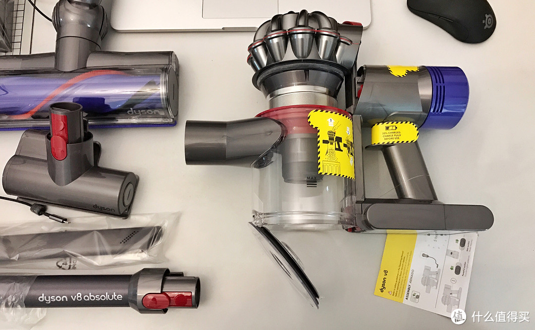 Dyson 戴森 V8 Absolute 戴森吸尘器灰色版开箱简测