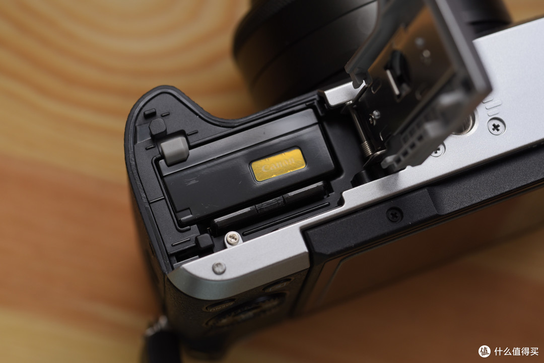 另一种选择 — Canon 佳能 EOS-M6 开箱简评