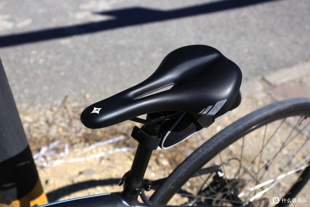 女王的新座驾: Specialized Dolce Elite 女式公路车