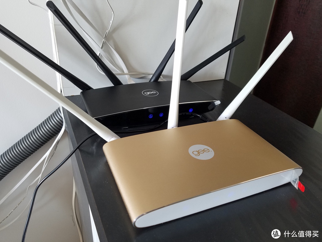 网络的守护者 — HiWiFi 极路由 极3Pro C312B 无线路由器