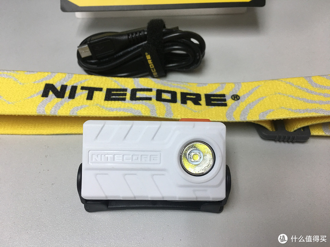 Nitecore NU20羽量级头灯使用评测