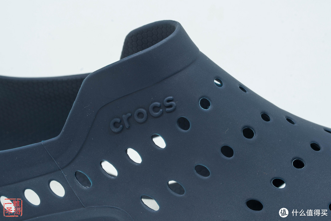 既能日常穿，又能户外过河营地用——crocs 激浪涉水鞋开箱