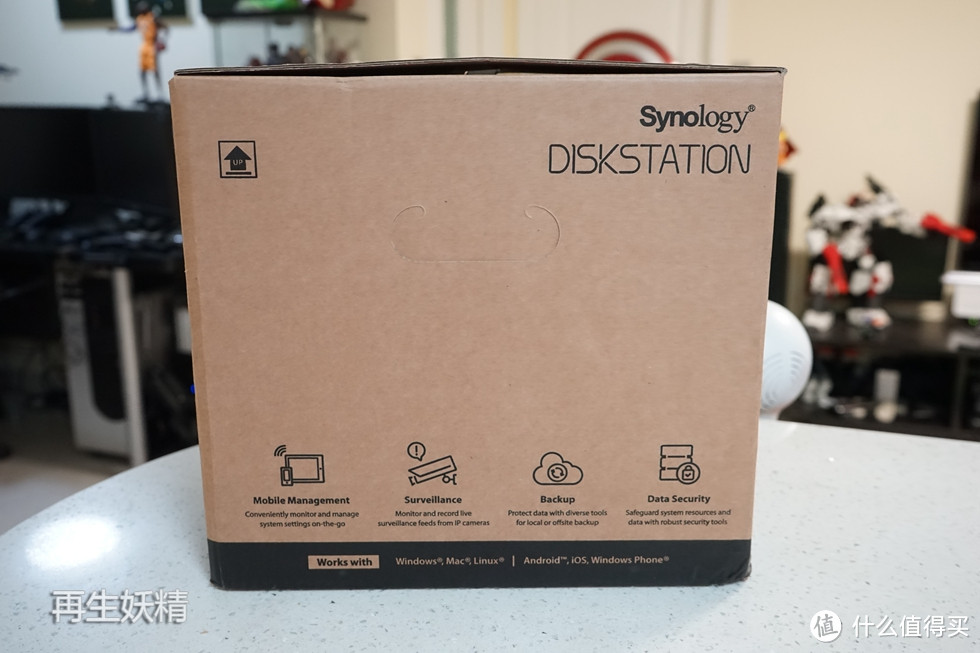 群晖 Synology DS1517+ 开箱、简评