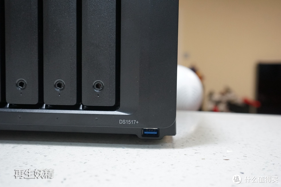 群晖 Synology DS1517+ 开箱、简评