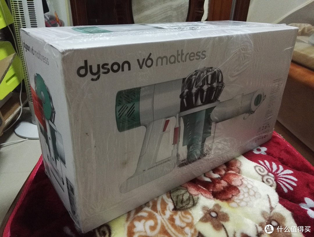 干掉尘螨：dyson 戴森 HH08 V6 Mattress 手持式除螨吸尘器