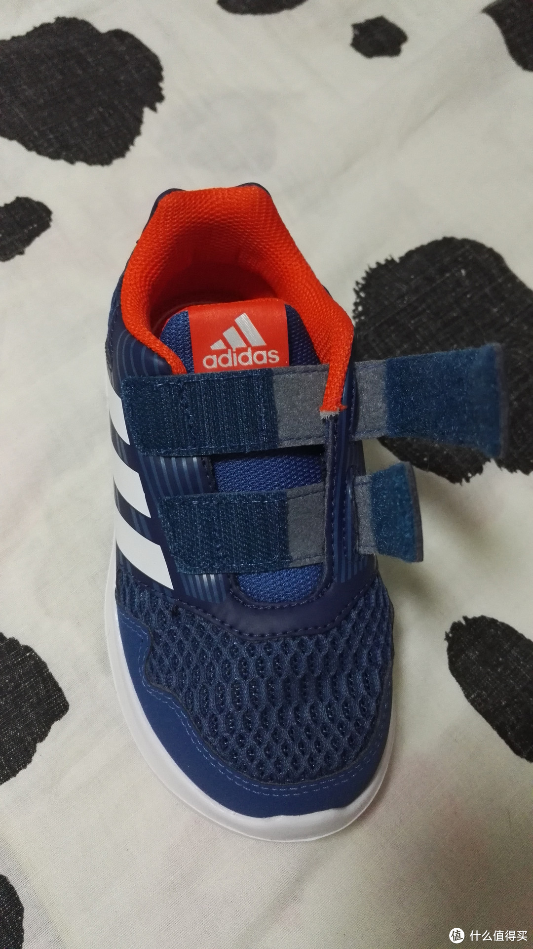 adidas、asics、ugg排排坐