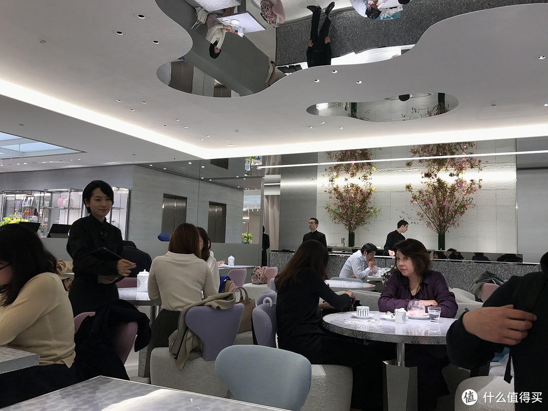 东京银座Dior Café Dior by Pierre Hermé