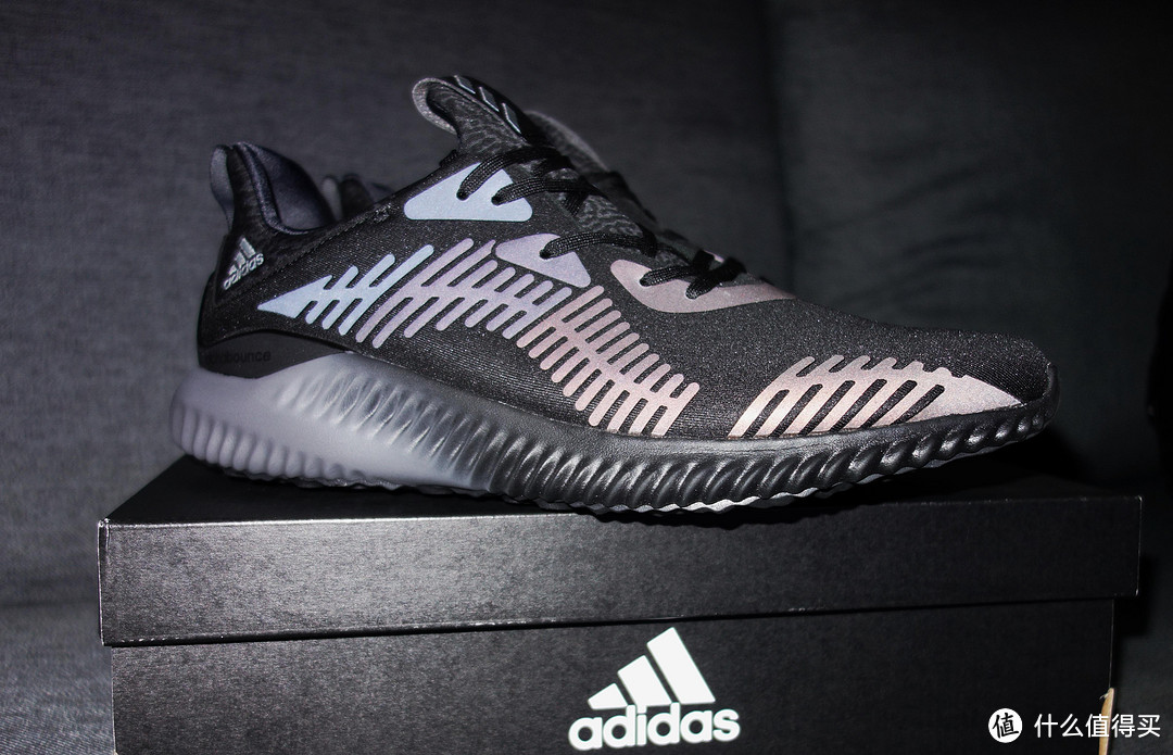 #本站首晒#夜光中最亮的鞋  adidas 阿迪达斯 alphabounce xeno 跑鞋