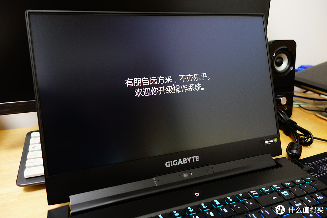 史上最风骚的游戏本？GIGABYTE 技嘉 “赢刃” Aero 15 开箱及简单心得