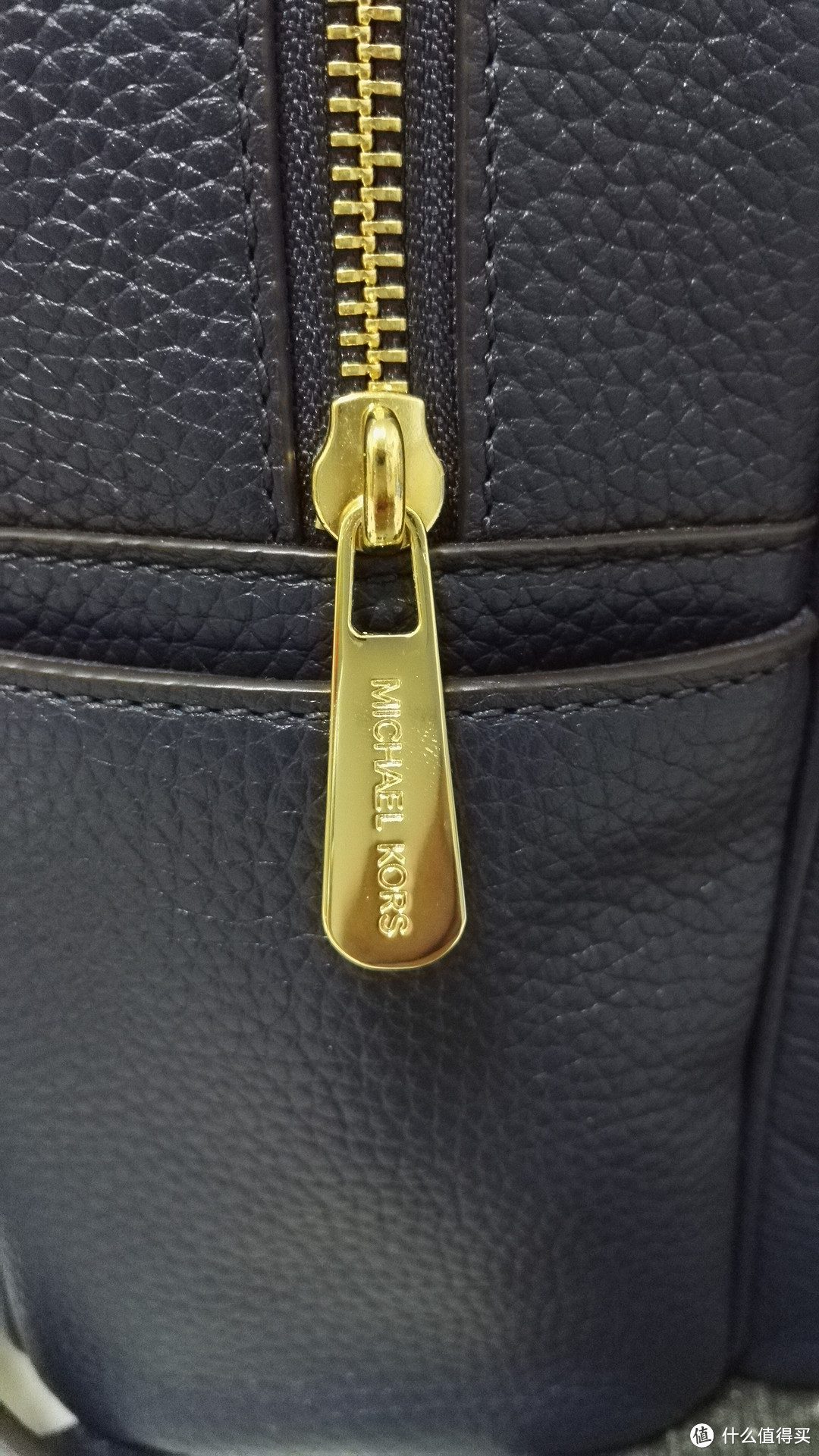 Michael Kors MK女士双肩包和护照夹