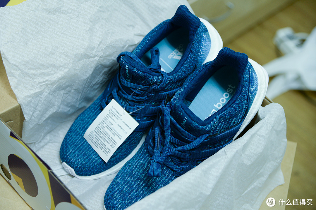 #原创新人#脚踩一片海洋 adidas 阿迪达斯 UltraBOOST Uncaged PARLEY 跑鞋