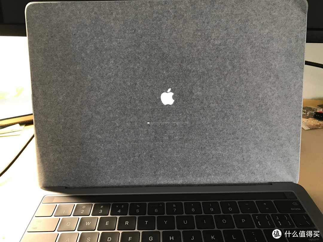 爱你却终成遗憾：Apple 苹果 MacBook Pro 2017款 带Bar内存定制款笔记本电脑 入手体验