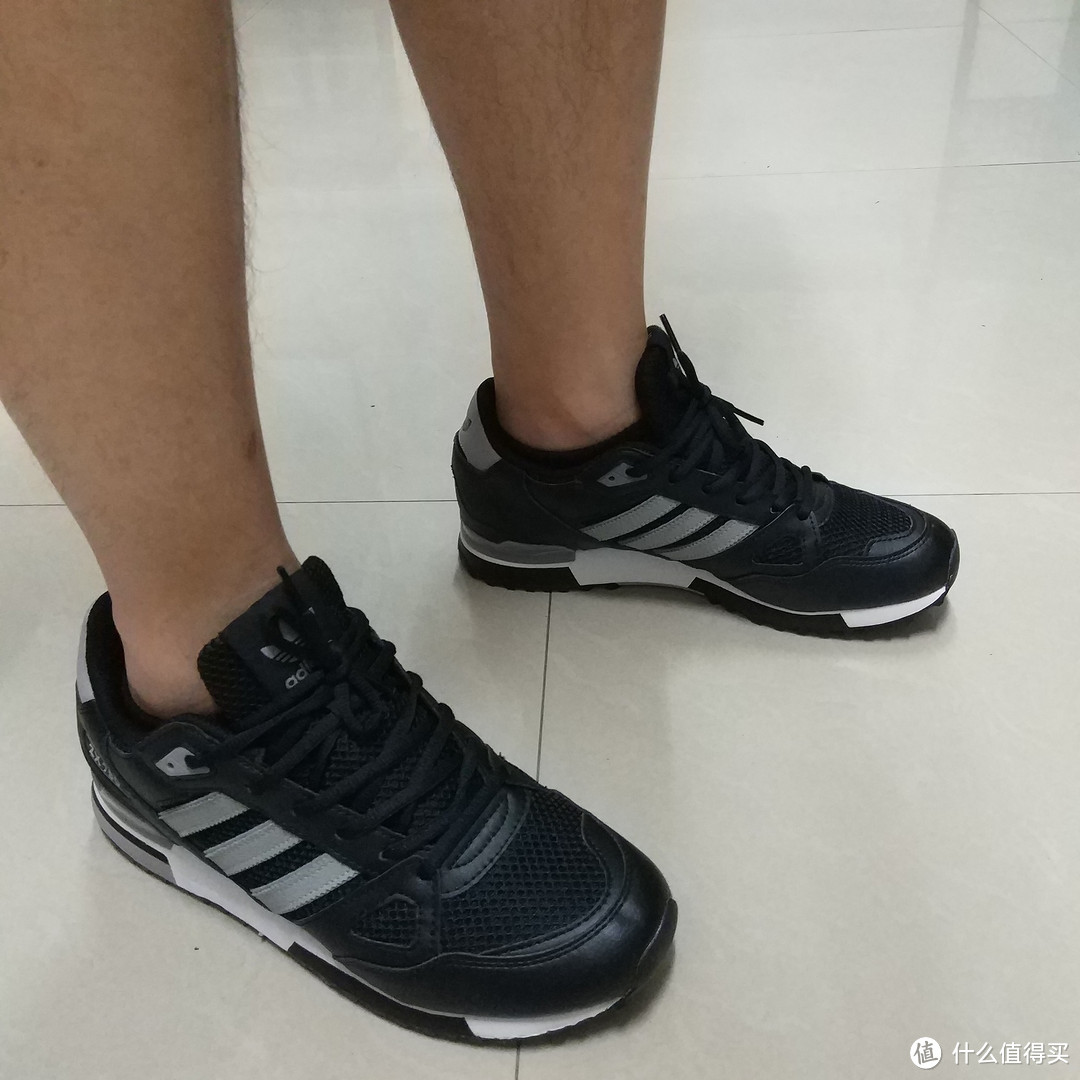 好一抹亮瞎狗眼的荧光绿：京东入手3双 adidas 三叶草 ZX 7XX 运动鞋