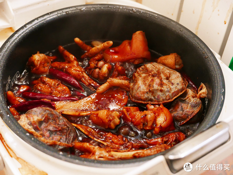 卤锅鸡爪过夏天：电饭煲版卤鸡爪