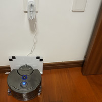 Dyson 360 EYE扫地机器人使用总结(底座|接口|插孔|操作|模式)