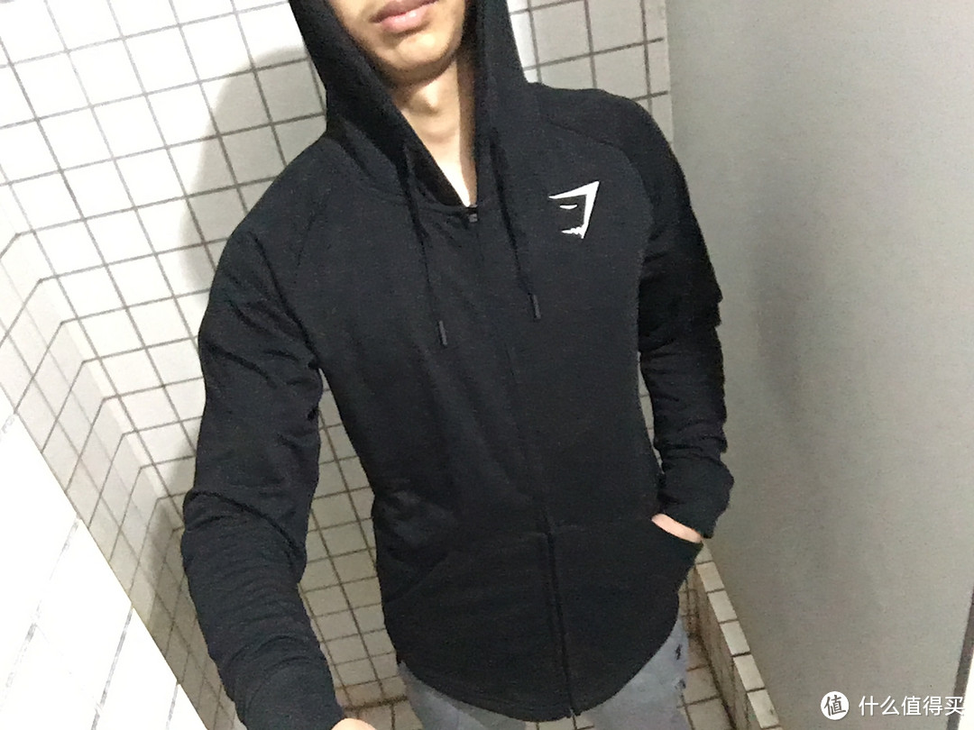 Gymshark 肌肉鲨鱼初体验（结尾真人兽）