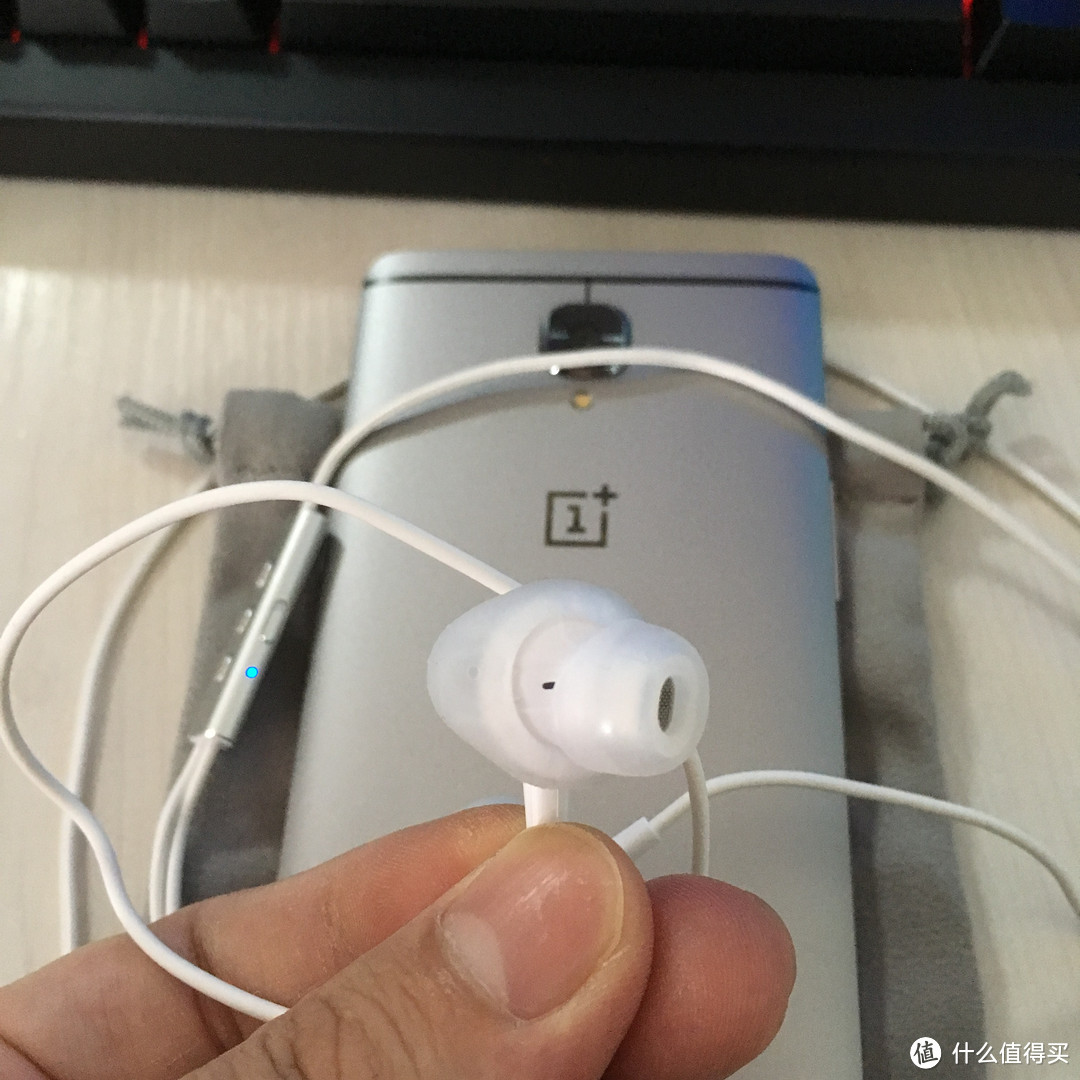 MI 小米 type-c降噪耳机 配一加三手机简评