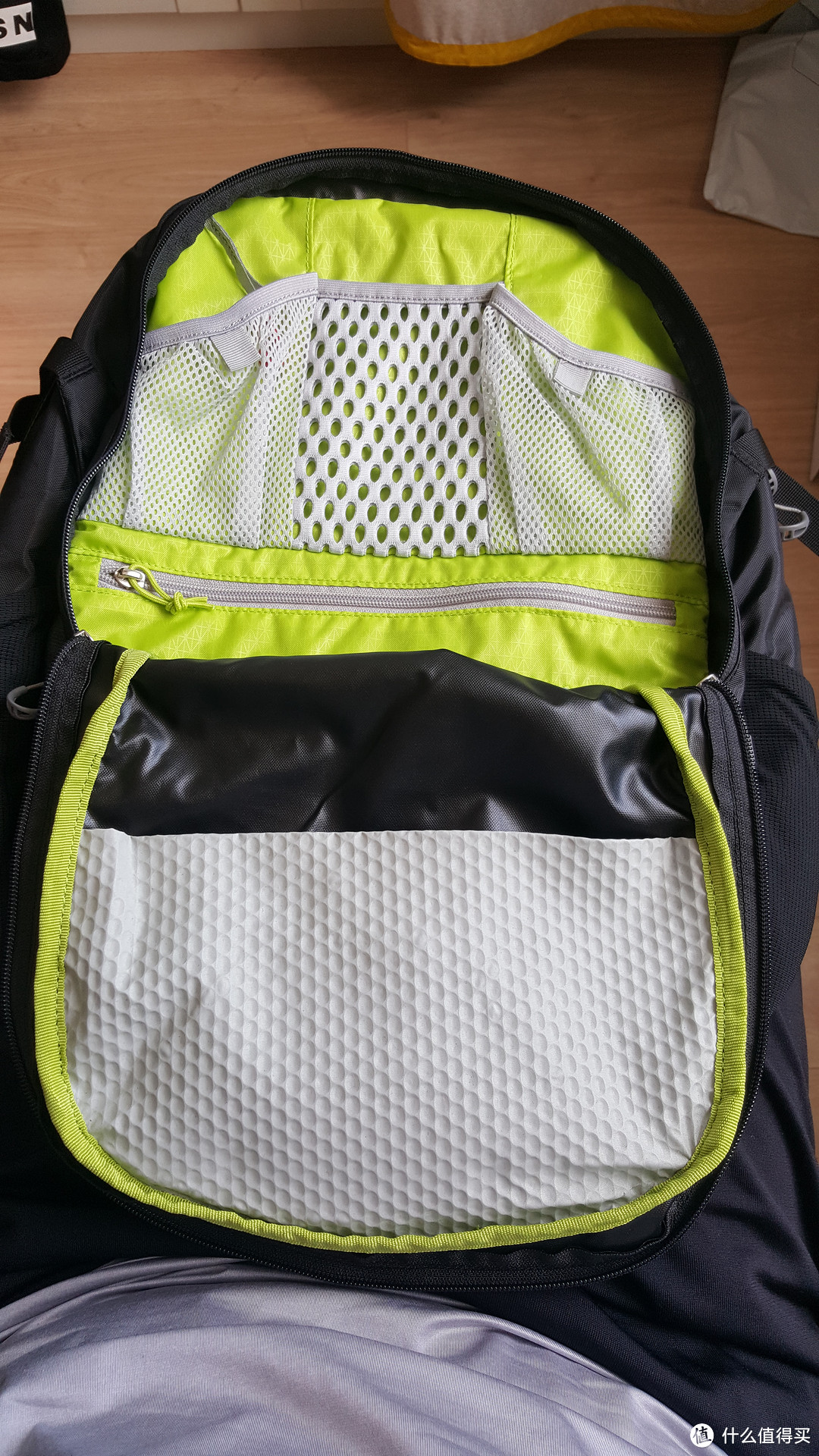 Osprey F16 Flare 闪耀 双肩背包 22L 晒单开箱