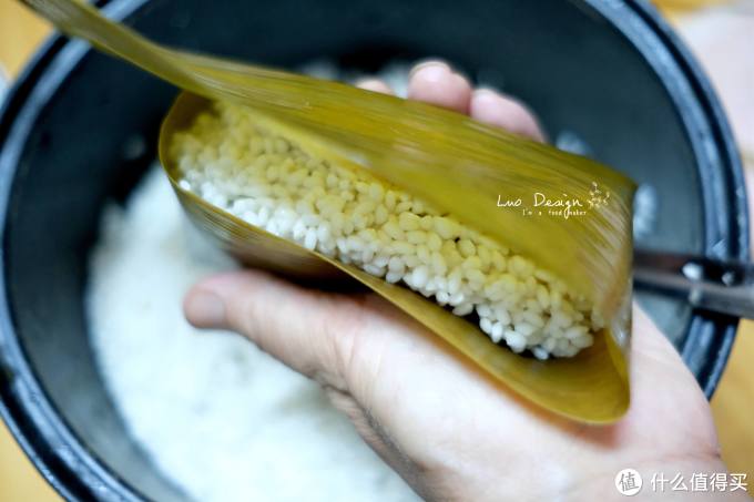 吃完咸的吃点甜的 简单纯味蜜枣白米甜粽