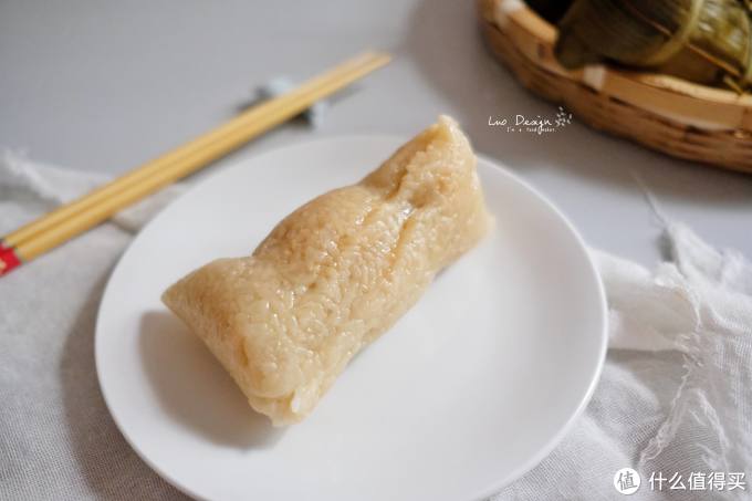 吃完咸的吃点甜的 简单纯味蜜枣白米甜粽