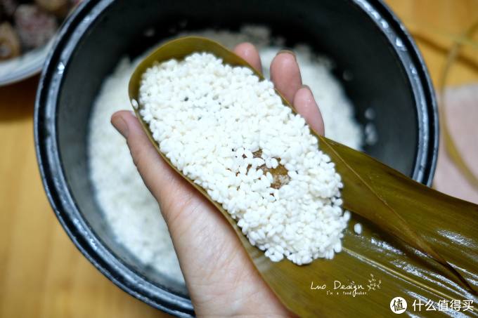 吃完咸的吃点甜的 简单纯味蜜枣白米甜粽