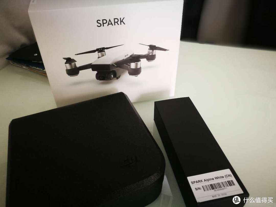 #本站首晒# DJI 大疆 SPARK “晓” 掌上无人机