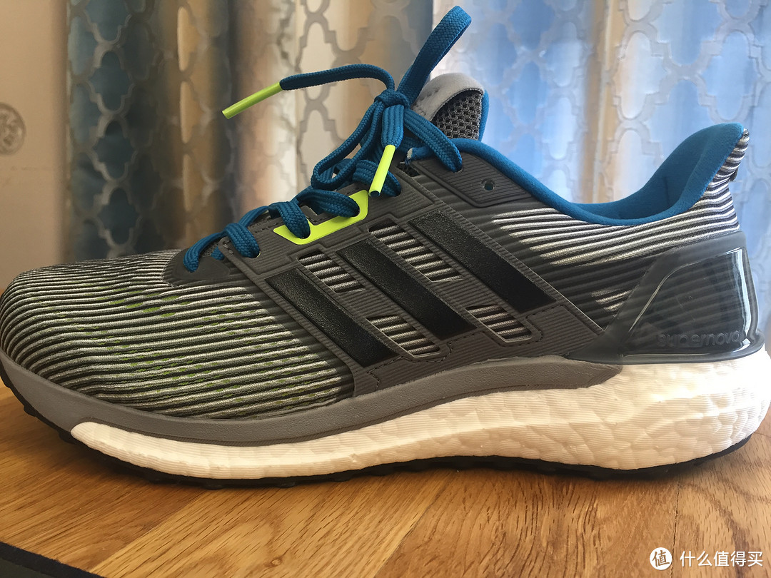 Adidas Supernova 跑鞋（2017年春夏系列）