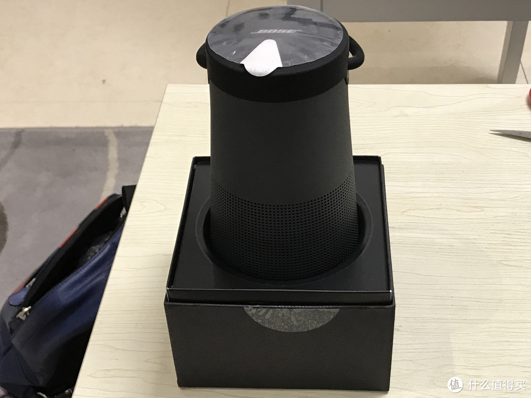 值得买首发，Bose SoundLink Revolve 蓝牙音箱  石墨灰开箱