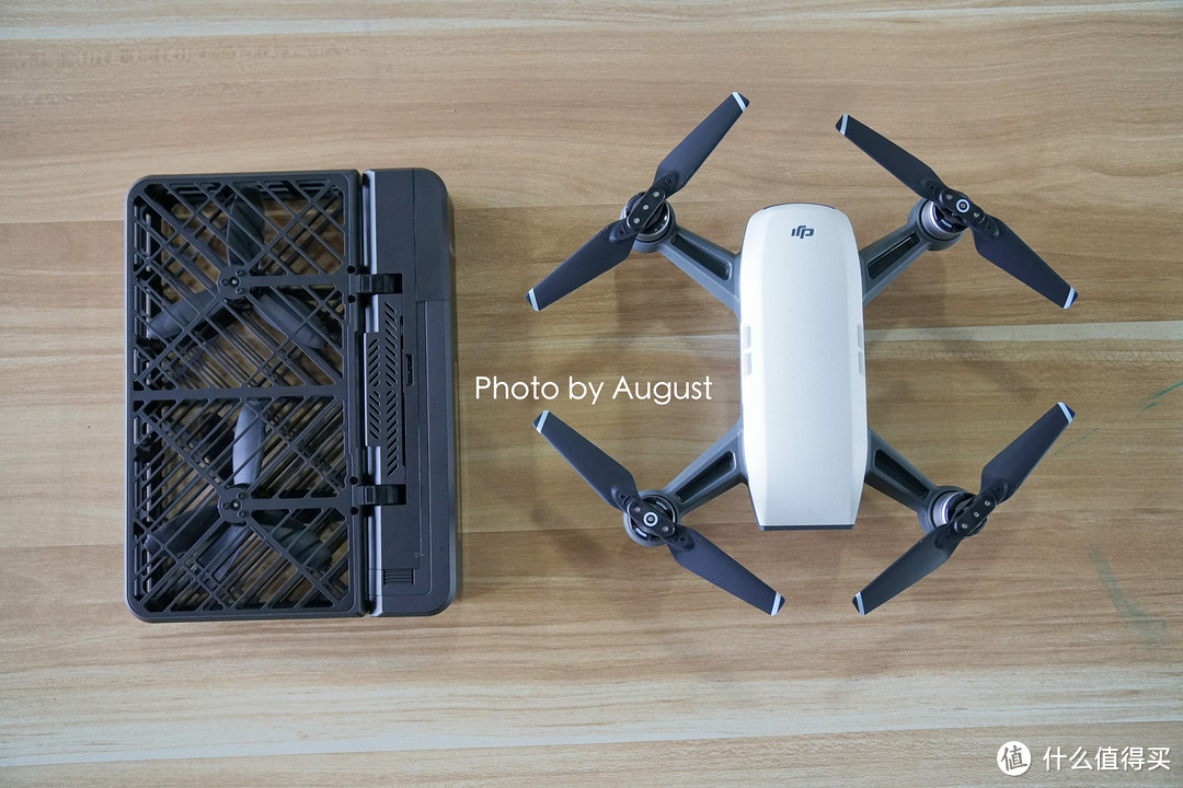 DJI 大疆 Spark 晓 开箱晒物+不成熟的个人观点