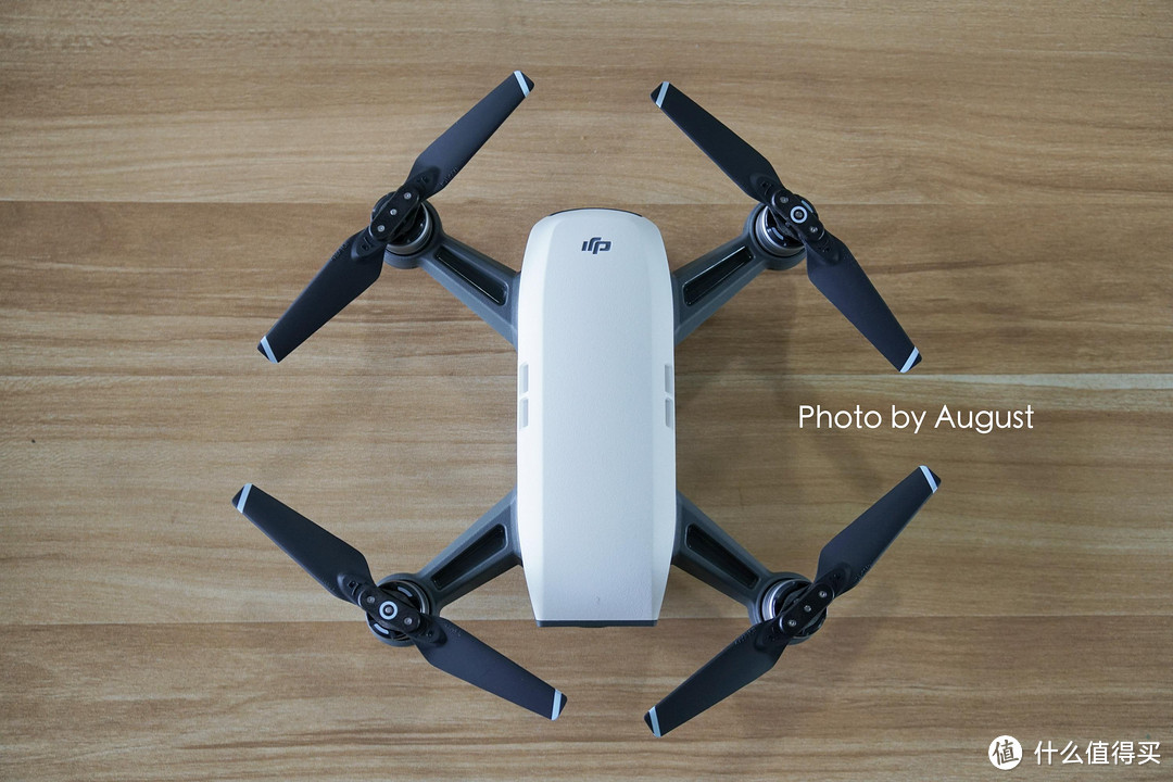 DJI 大疆 Spark 晓 开箱晒物+不成熟的个人观点