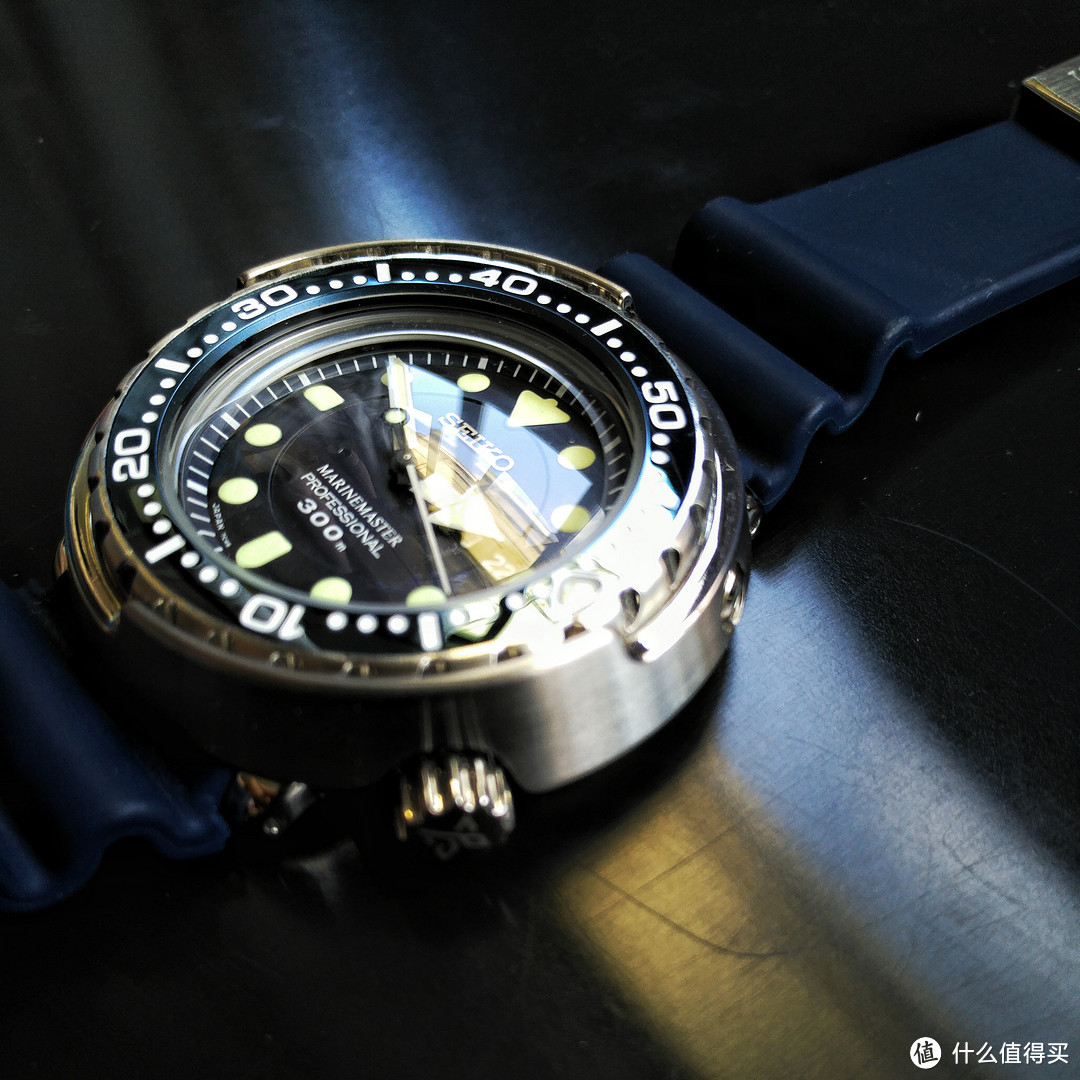 自己就喜欢 首晒- 精工 SEIKO Sbbn 037 蓝色鲔鱼“罐头”潜水表 开箱