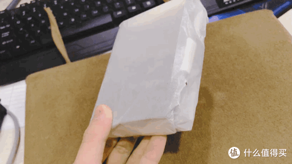 GIF开箱卡多了,真的会很厚的网易严选牛皮钱包